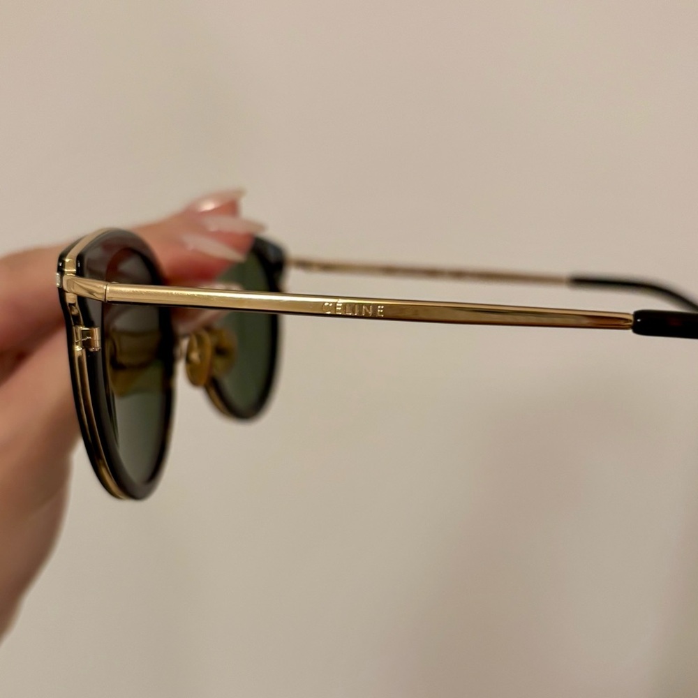 Celine Tortoise and Gold Sunglasses - Picture 4 of 6